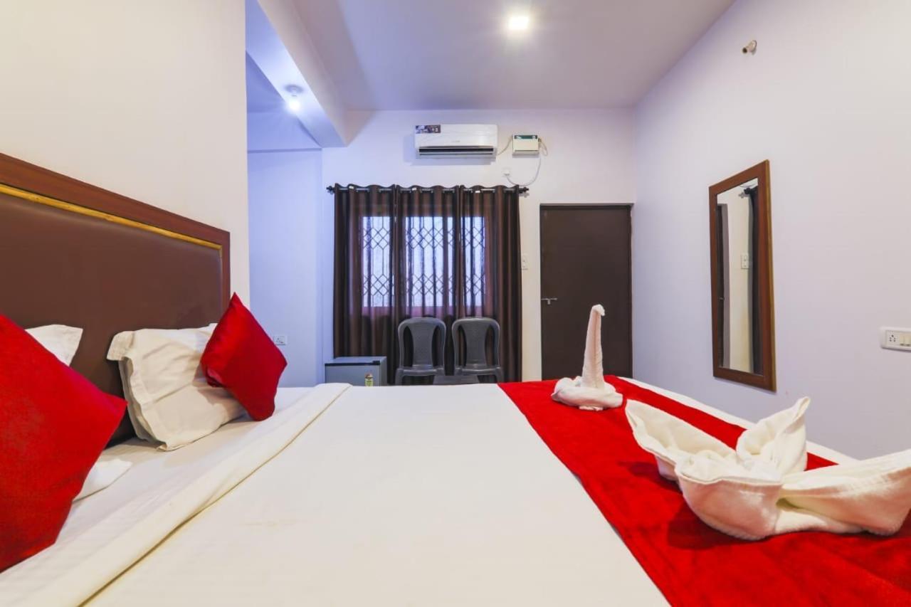 Fullmoon Beach Place Кандолим Экстерьер фото